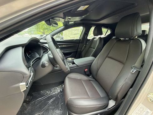 New 2026 MAZDA MAZDA3 2.5 S Hatchback w/ Premium Pkg FWD image 11