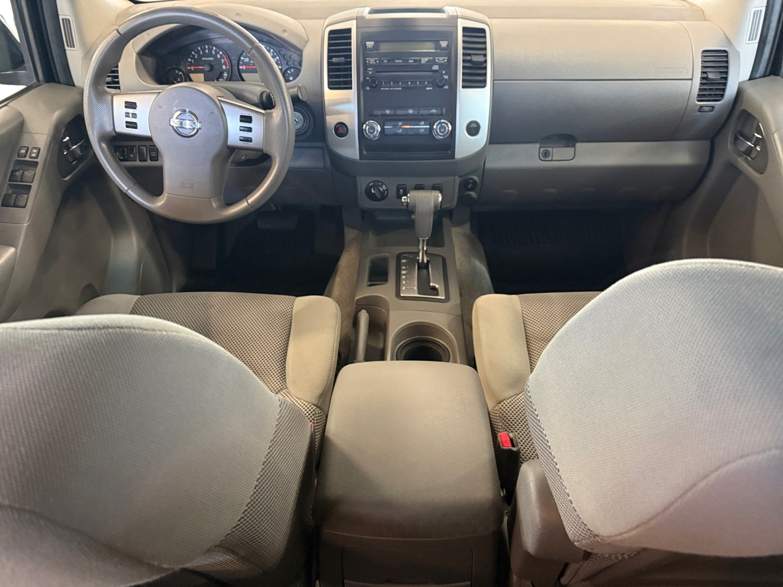 Used 2012 Nissan Frontier SV w/ SV Premium Utility Pkg AWD/4WD image 14