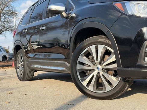 Used 2020 Subaru Ascent Touring w/ Popular Package #3 image 2