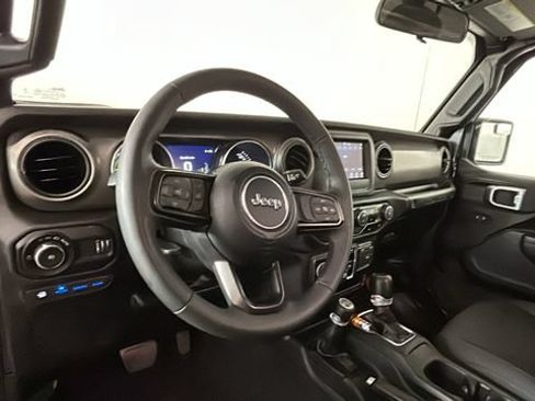 Used 2023 Jeep Wrangler Unlimited w/ Cold Weather Group AWD/4WD image 12