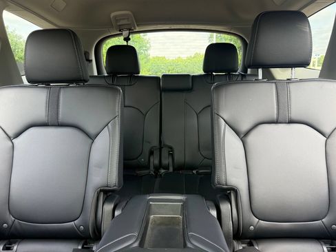 Used 2023 Honda Pilot Touring image 21
