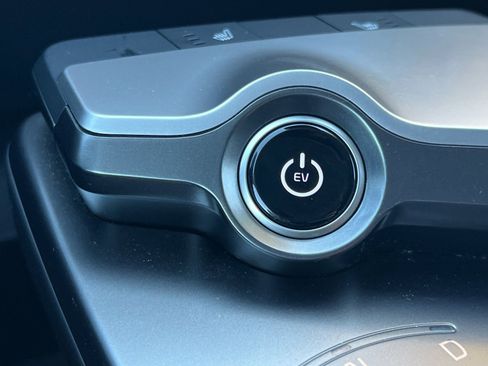 Used 2023 Kia EV6 Light image 23