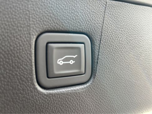 New 2024 Chevrolet Blazer LT FWD image 30