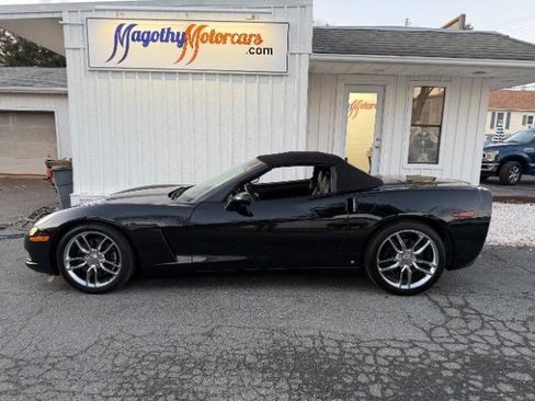 Used 2006 Chevrolet Corvette Convertible w/ Preferred Equipment Group image 6