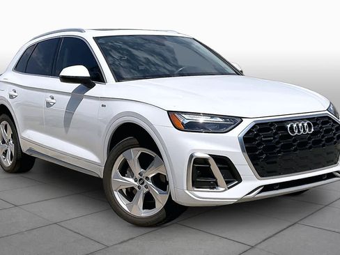 Used 2023 Audi Q5 2.0T Premium Plus w/ Premium Plus Package AWD/4WD image 3