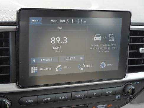 Certified 2023 Hyundai Venue SEL w/ Cargo Package image 23