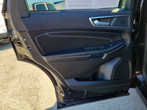 Certified 2023 Ford Edge Titanium image 17