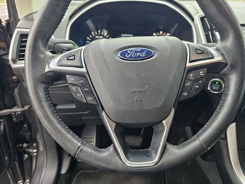 Used 2017 Ford Edge SEL image 14