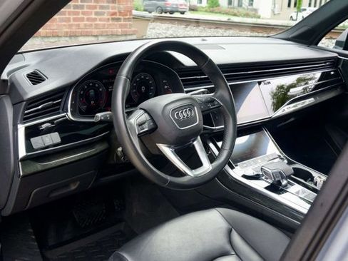 Used 2020 Audi Q7 3.0T Premium Plus w/ Premium Plus Package AWD/4WD image 21
