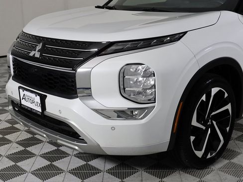 Used 2022 Mitsubishi Outlander SEL image 42