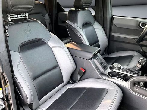 Used 2023 Ford Bronco Big Bend image 28