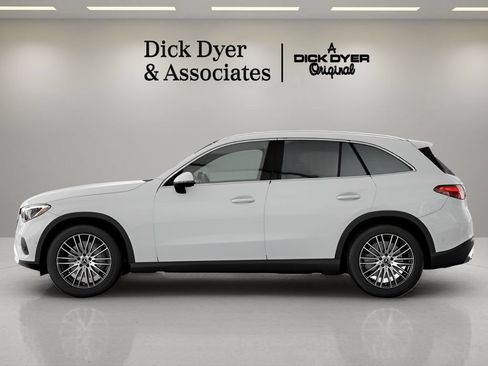 Used 2026 Mercedes-Benz GLC 300 image 30