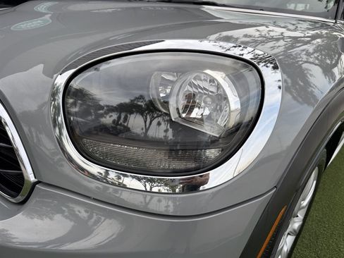 Used 2017 MINI Cooper Countryman FWD image 10