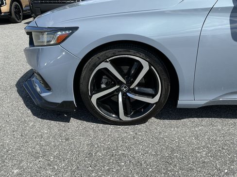 Used 2022 Honda Accord Sport image 9