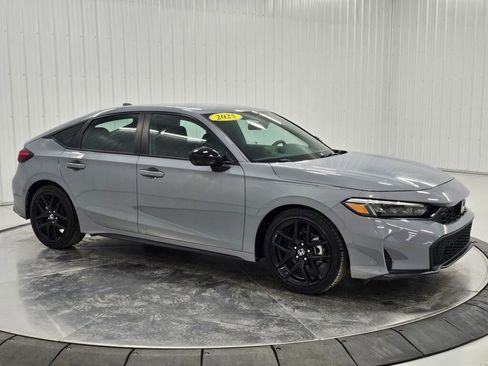 Used 2025 Honda Civic Sport image 7