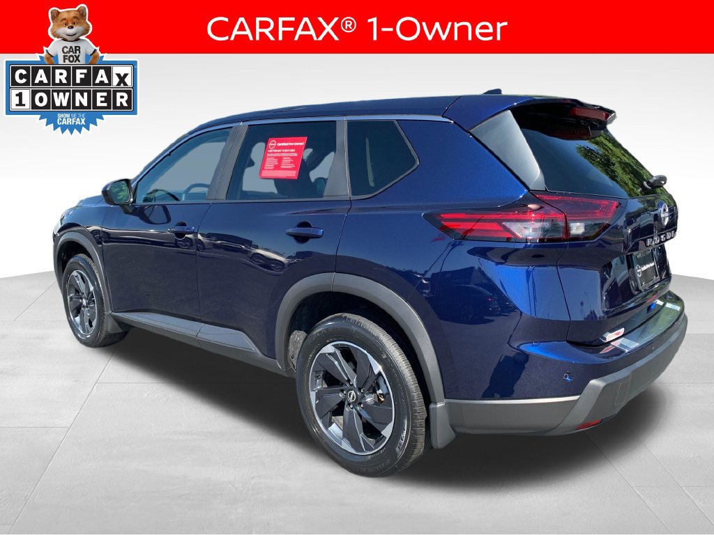 Certified 2025 Nissan Rogue SV FWD image 4