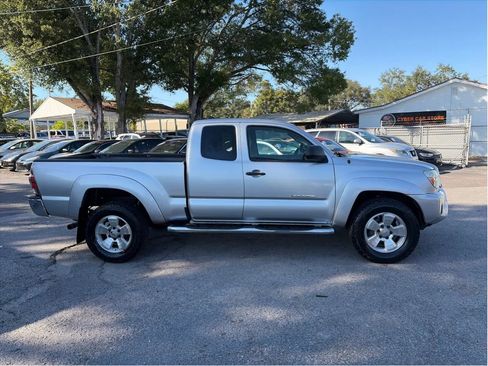 Used 2014 Toyota Tacoma 4x4 Access Cab V6 image 4