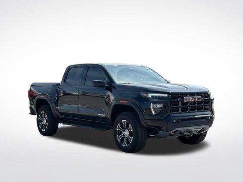 Used 2024 GMC Canyon AT4 w/ Technology Package AWD/4WD image 5