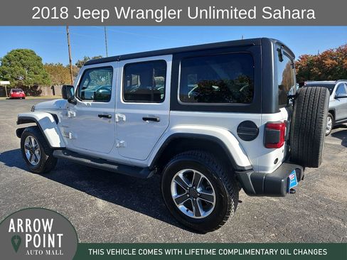 Used 2018 Jeep Wrangler Unlimited Sahara w/ Safety Group image 8