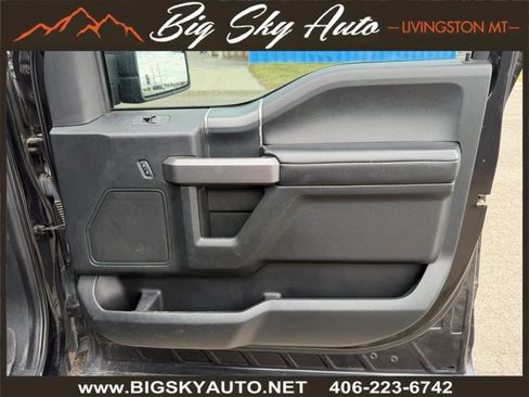 Used 2020 Ford F150 XLT w/ Equipment Group 302A Luxury AWD/4WD image 18