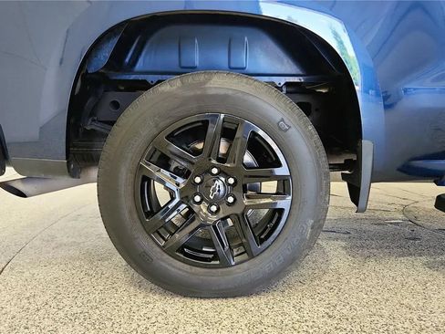 Used 2023 Chevrolet Silverado 1500 Custom w/ LPO, Dark Essentials Package AWD/4WD image 32