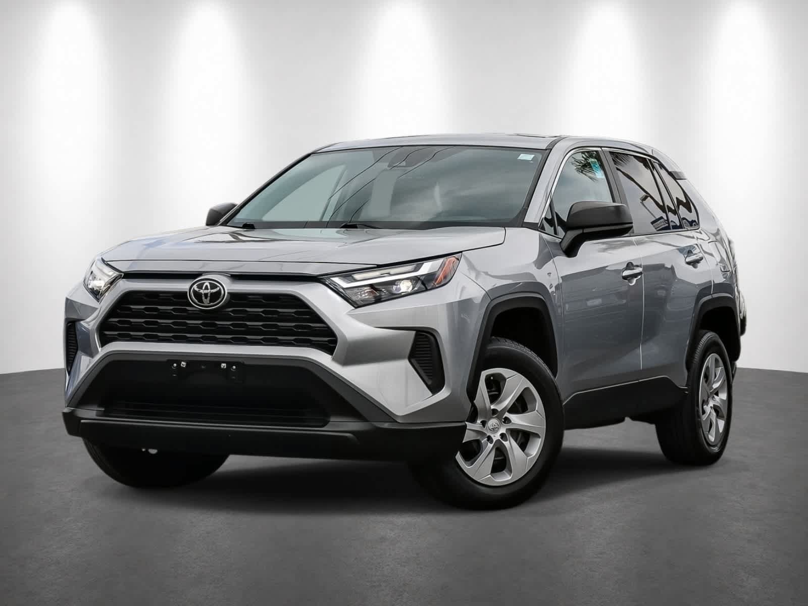 Used 2024 Toyota RAV4 LE AWD/4WD image 1