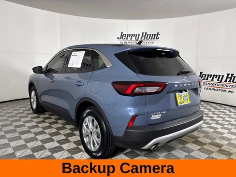 Used 2024 Ford Escape Active FWD image 9