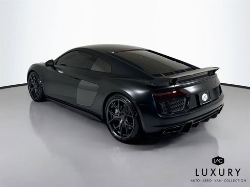 Used 2017 Audi R8 V10 plus image 8