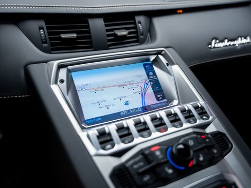 Used 2014 Lamborghini Aventador LP 700-4 image 46