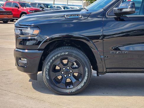 New 2026 RAM 1500 4x4 Crew Cab image 10