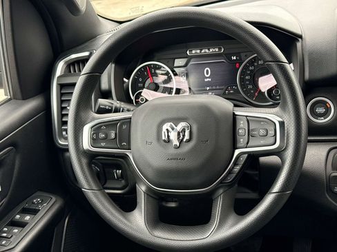 New 2026 RAM 1500 Express AWD/4WD image 13