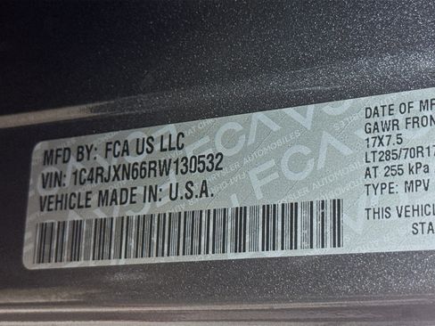 Used 2024 Jeep Wrangler Unlimited image 36