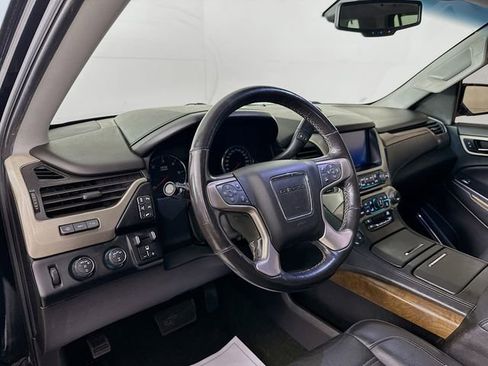 Used 2018 GMC Yukon Denali w/ Denali Ultimate Package image 9