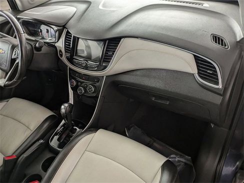 Used 2019 Chevrolet Trax Premier w/ LPO, Cargo Package image 34