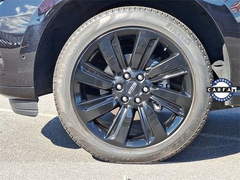 Certified 2023 Lincoln Navigator L Reserve image 8