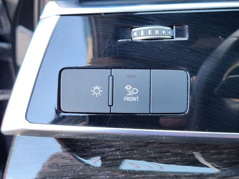 Used 2025 Audi Q7 3.0T Premium Plus AWD/4WD image 26