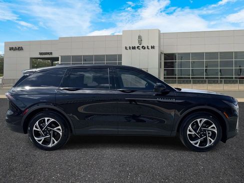 New 2026 Lincoln Nautilus Premier w/ Equipment Group 102A AWD/4WD image 2