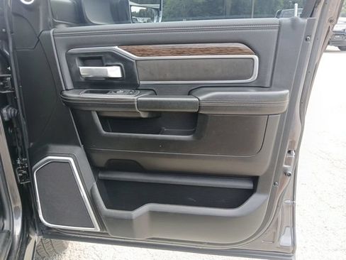 Used 2019 RAM 3500 Laramie AWD/4WD image 39