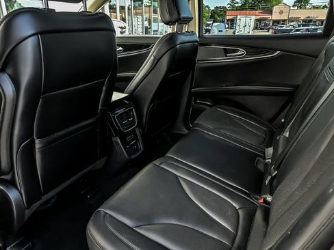 Used 2022 Lincoln Nautilus Reserve w/ Cargo Utility Package AWD/4WD image 18