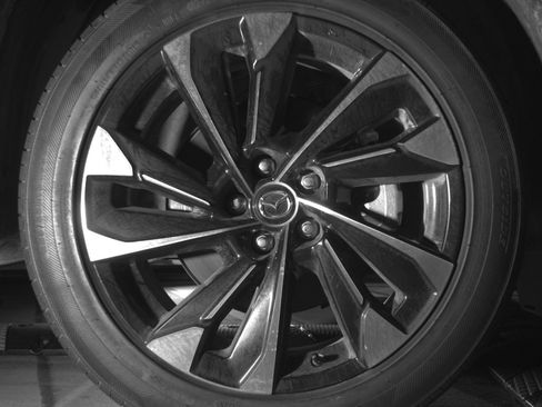 Used 2025 MAZDA CX-50 2.5 Hybrid w/ Premium Plus Pkg image 13