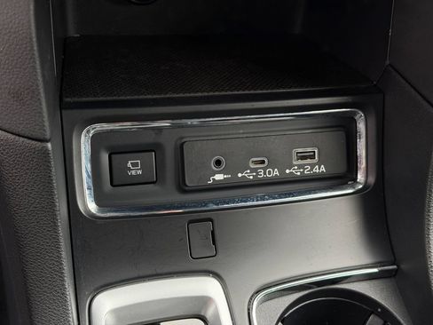 Used 2025 Subaru Ascent Limited AWD/4WD image 39