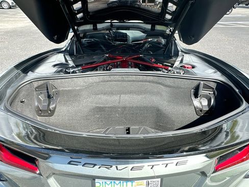 Used 2022 Chevrolet Corvette Stingray Preferred Cpe w/ Z51 Performance Package image 24