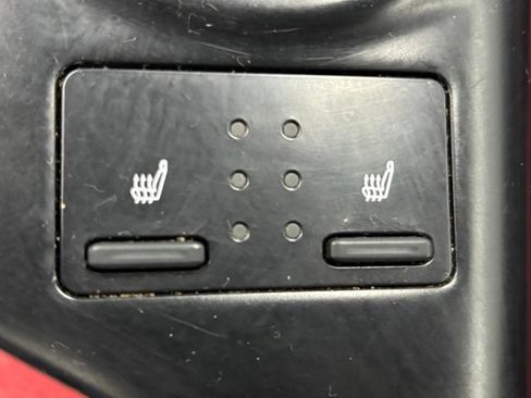 Used 2019 Toyota Camry XSE w/ Navigation Package FWD image 32