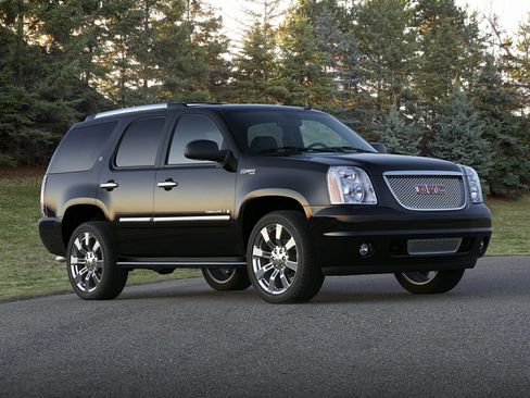 Used 2009 GMC Yukon SLE w/ Convenience Package image 2