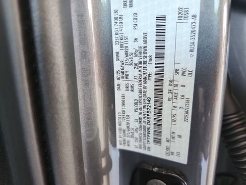 Used 2025 Ford F150 Lariat w/ Equipment Group 501A Mid AWD/4WD image 23
