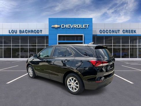 Used 2022 Chevrolet Equinox LS w/ LS Convenience Package FWD image 6