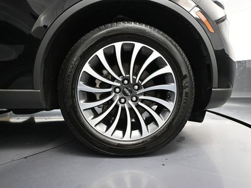 Used 2023 Lincoln Aviator Reserve w/ Class IV Trailer Tow Package image 16