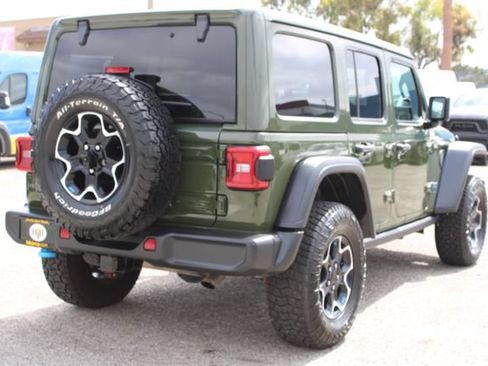 Used 2023 Jeep Wrangler Unlimited Rubicon 4xe w/ Cold Weather Group AWD/4WD image 5