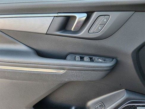 New 2025 Buick Enclave Sport Touring image 17