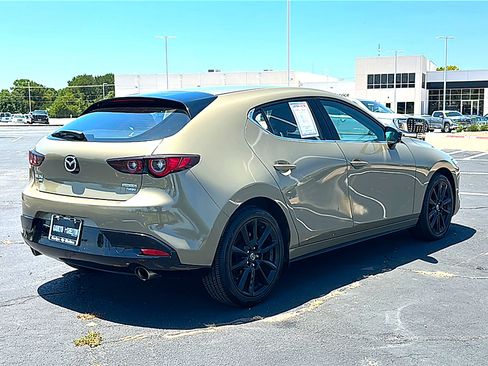 Used 2024 MAZDA MAZDA3 s AWD/4WD image 8